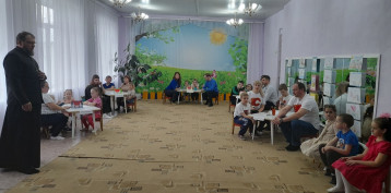 "Мама, папа, я - дружная семья!" "Мама, папа, я - дружная семья!".